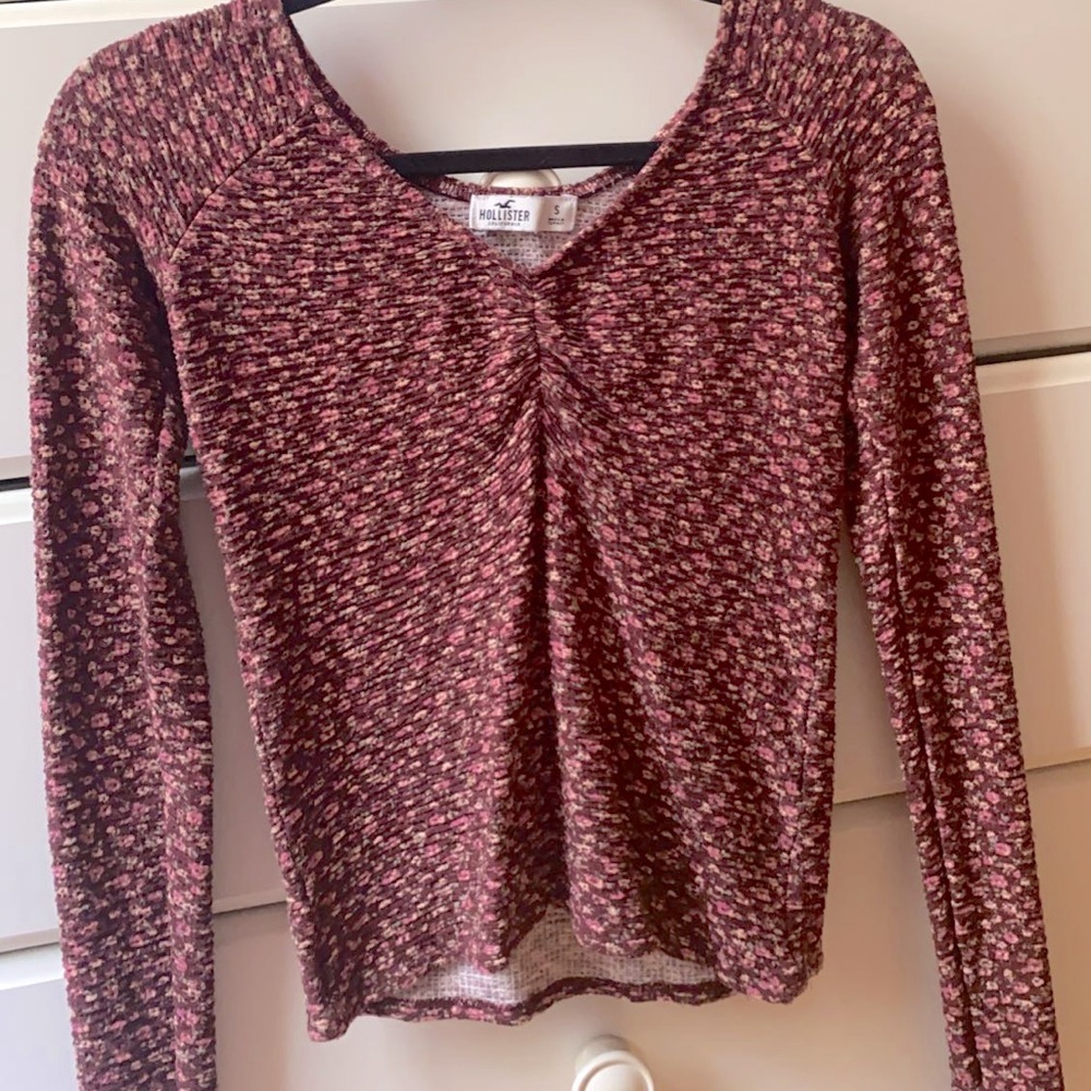 Fitted long sleeve top